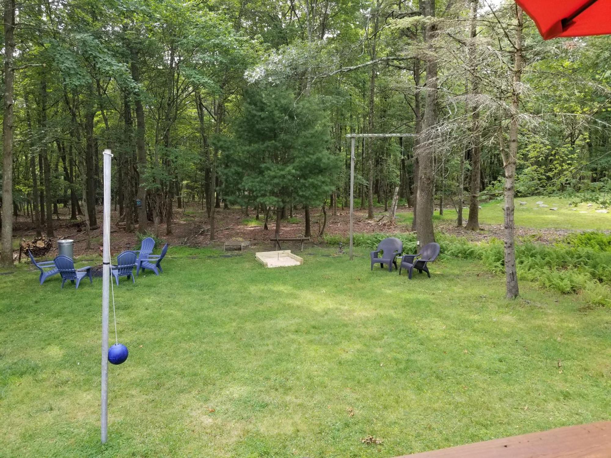 Serenity And Fun All In One In This Cozy Pocono Cabin Jim Thorpe Eksteriør billede