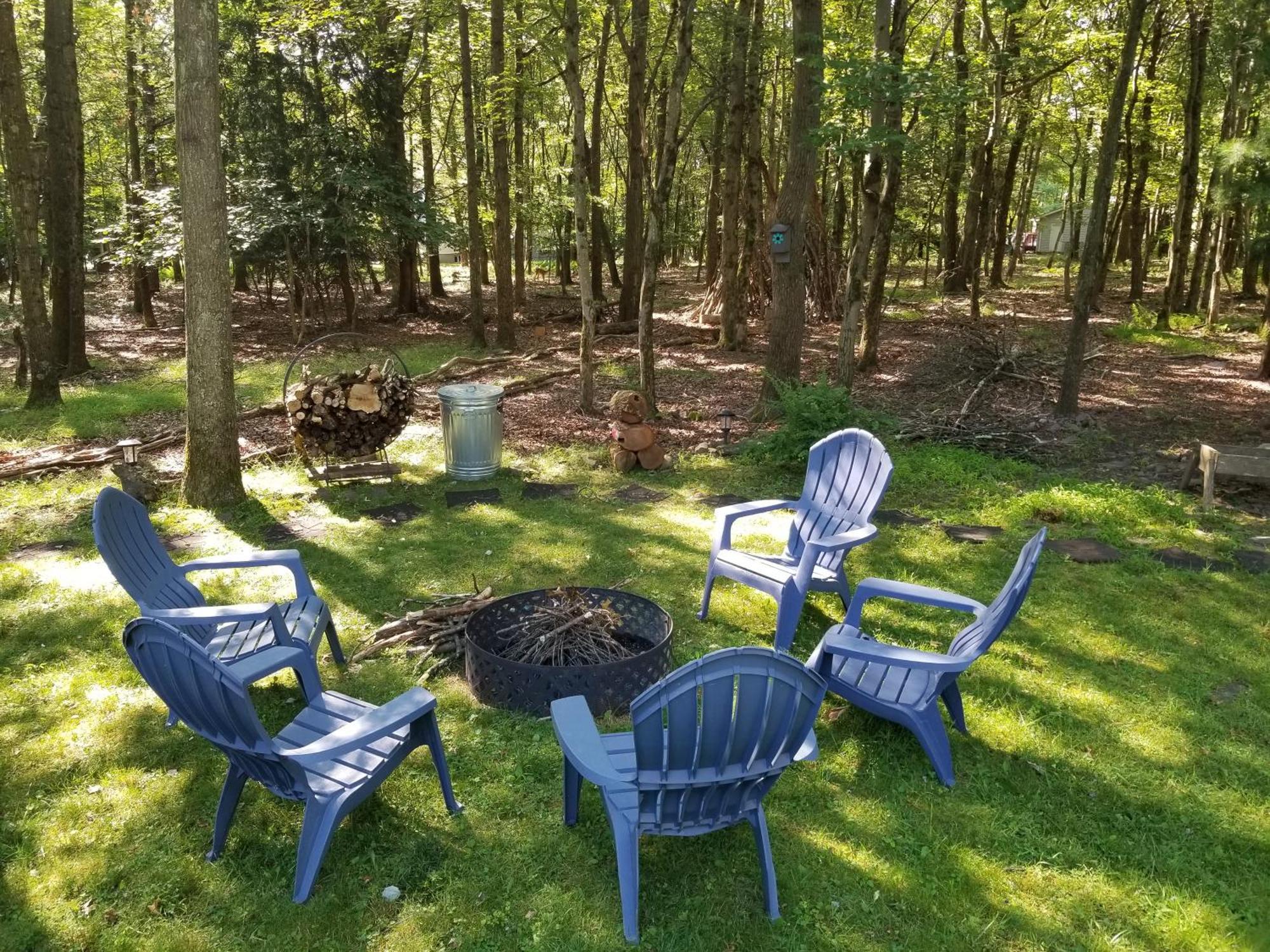 Serenity And Fun All In One In This Cozy Pocono Cabin Jim Thorpe Eksteriør billede