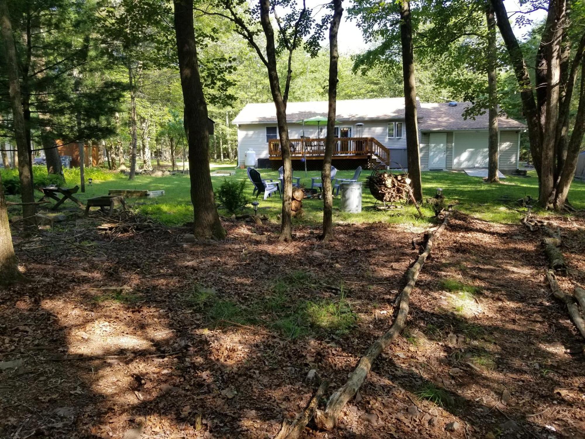 Serenity And Fun All In One In This Cozy Pocono Cabin Jim Thorpe Eksteriør billede