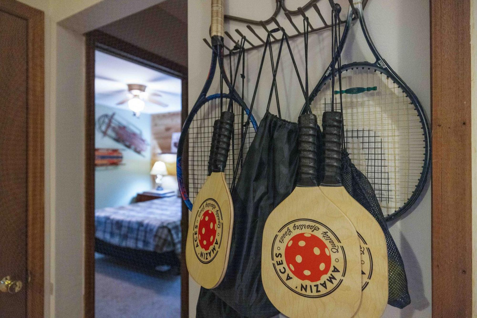 Serenity And Fun All In One In This Cozy Pocono Cabin Jim Thorpe Eksteriør billede