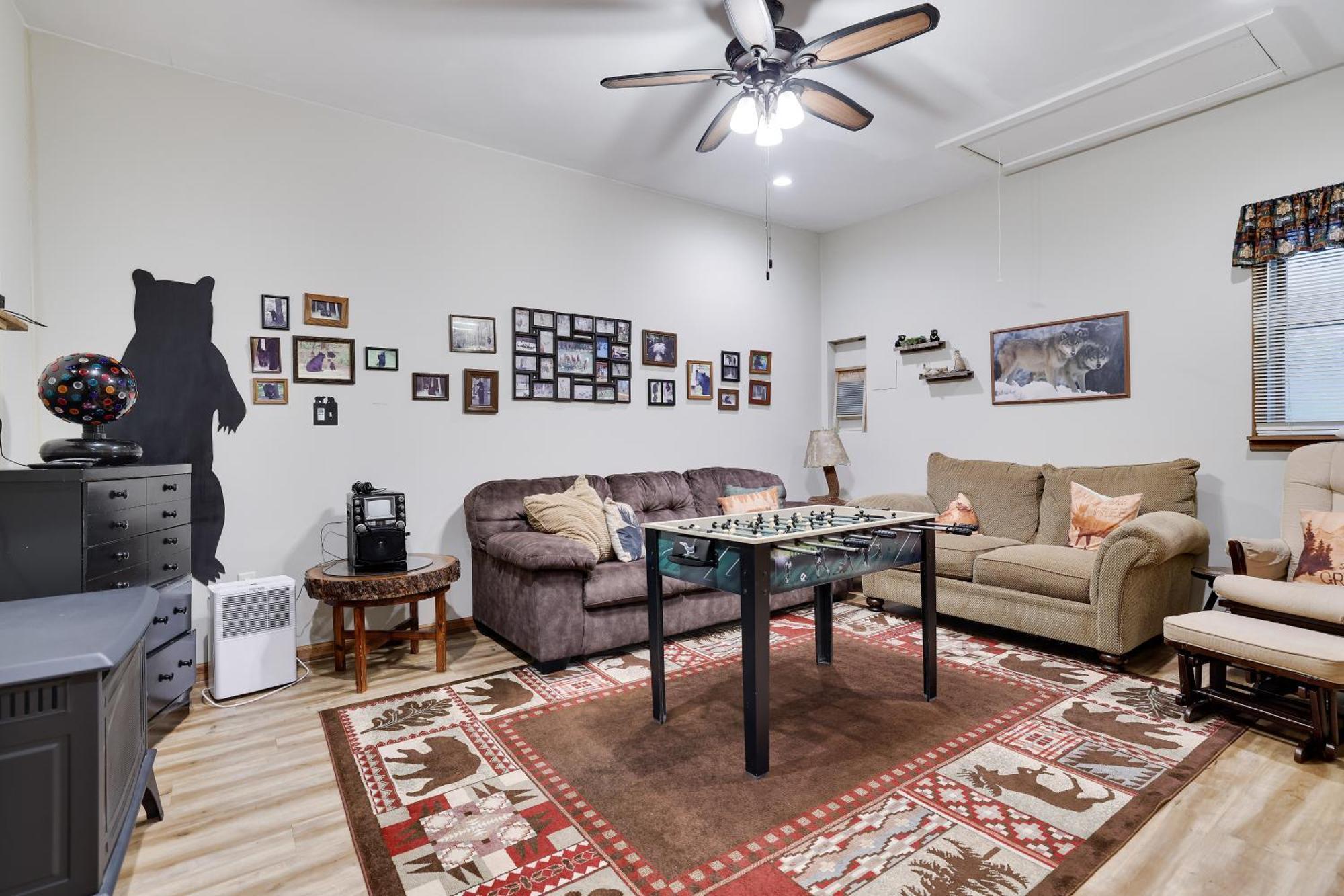 Serenity And Fun All In One In This Cozy Pocono Cabin Jim Thorpe Eksteriør billede
